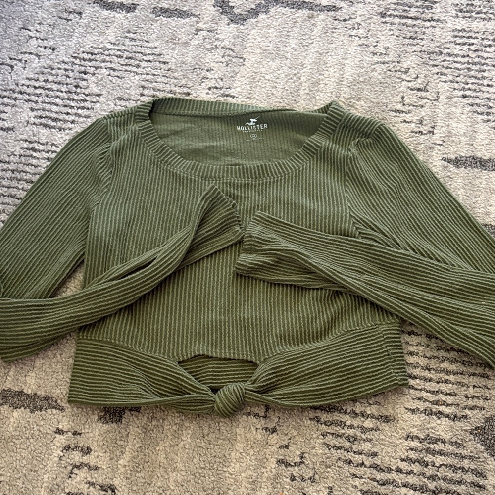 Hollister Olive Ribbed Knit Sweater